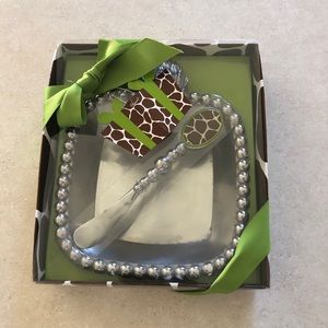 COPY - Mud pie Artichoke bowl  with spreader